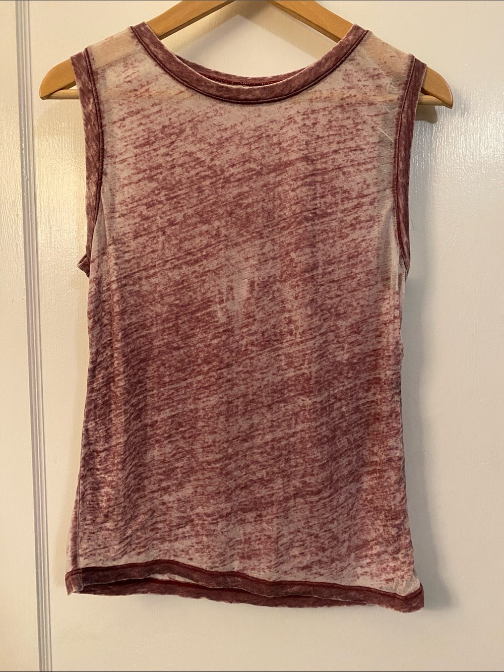 WELL WORN Los Angeles Sleeveless Burnout Tank Top - Burgandy